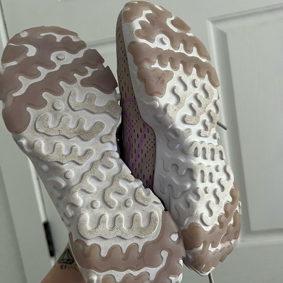 Nike sneakers 👟 - Picture 3 of 4